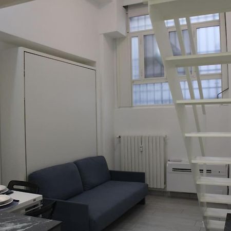 شقة Piccolo Loft A Due Passi Dal Castello ميلان المظهر الخارجي الصورة