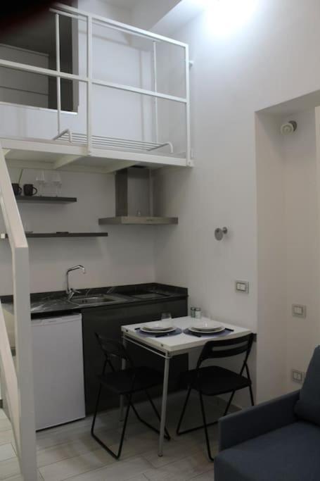 شقة Piccolo Loft A Due Passi Dal Castello ميلان المظهر الخارجي الصورة